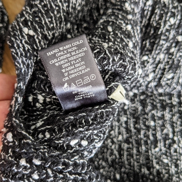 Ann Taylor Black and White Sweater - Picture 4 of 7
